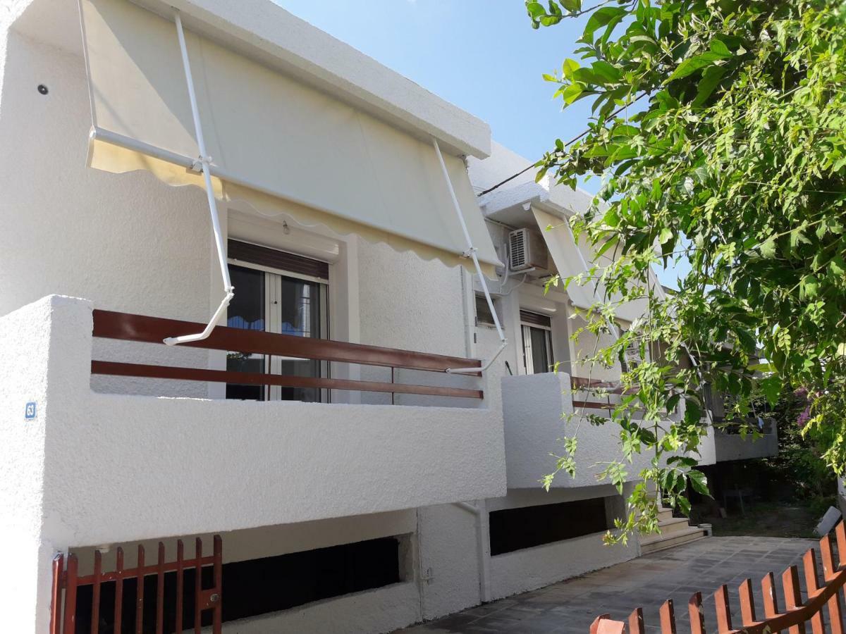 Apt 30M From Beach Amarynthos Bagian luar foto